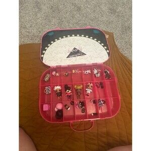 Lol doll carrying case & dolls
